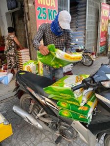 mua gạo online giao tận nhà